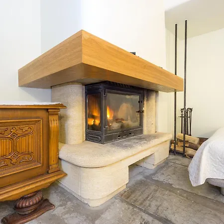 Exclusive House In Old Town