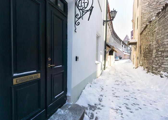 Exclusive House In Old Town Ταλίν