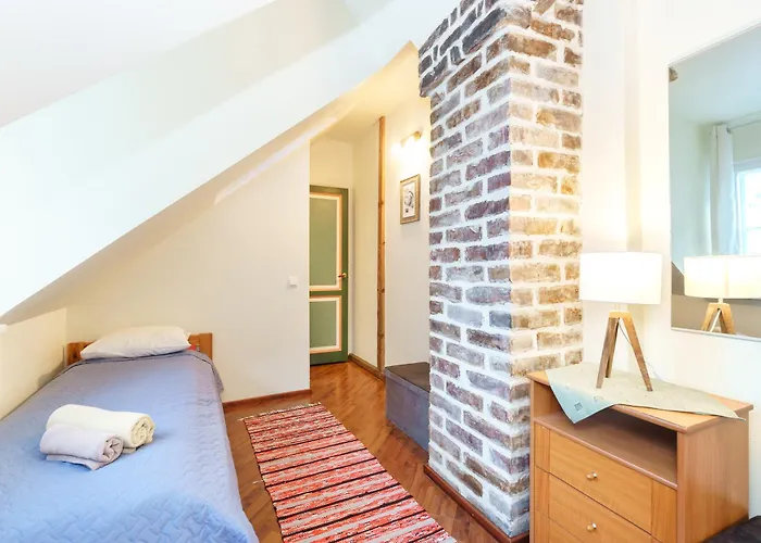 Exclusive House In Old Town Semesterbostad