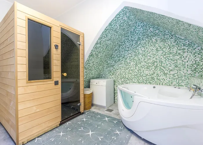 Exclusive House In Old Town Semesterbostad *