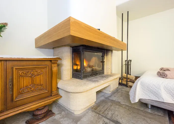 Exclusive House In Old Town