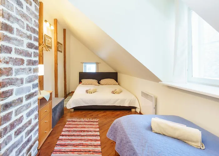 Exclusive House In Old Town Puhkemaja *