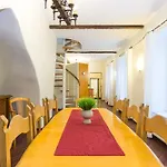 Dom wakacyjny Exclusive House In Old Town
