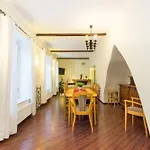 Exclusive House In Old Town Dom wakacyjny Tallin