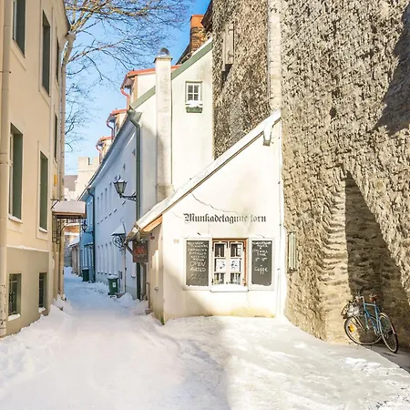 Exclusive House In Old Town Vakantiehuis Tallinn