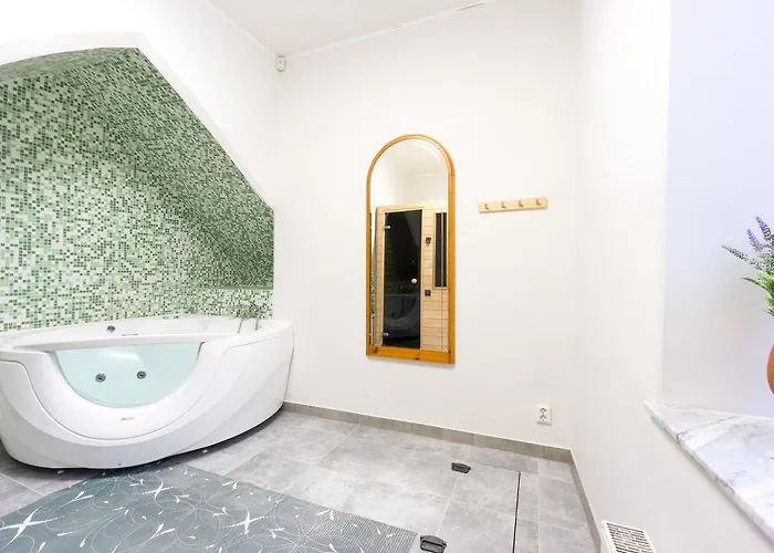 Exclusive House In Old Town Vakantiehuis Tallinn